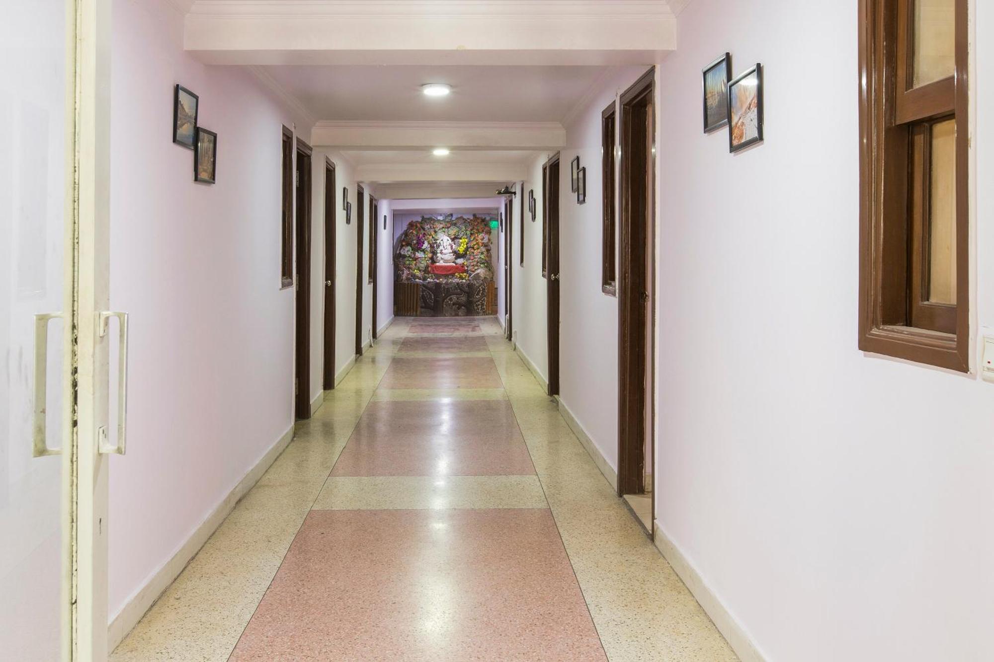 Hotel O Hotel Landmark Inn Delhi  Exterior photo